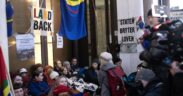greta Thunberg y activistas