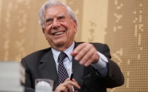 MARIO VARGAS LLOSA