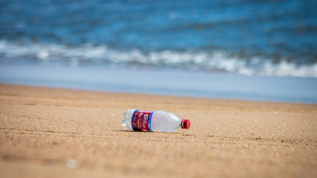 Los países reunidos en Ginebra no acordaron un tratado global jurídicamente vinculante contra la contaminación por plásticos.