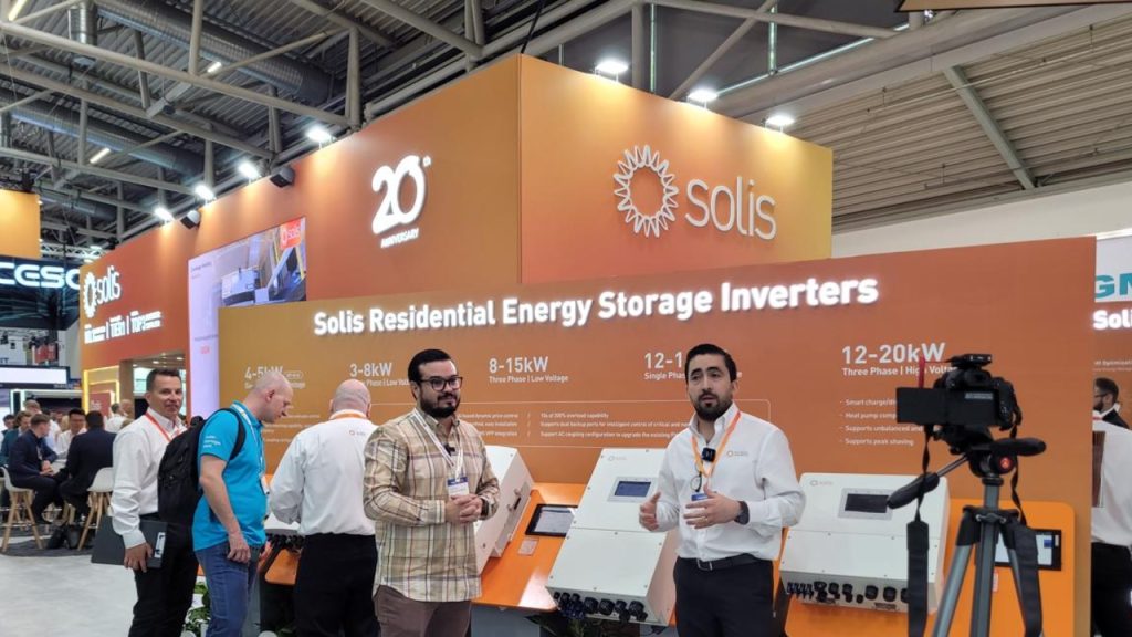 Ginlong Solis cumple 20 años y alcanza 3 GW exportados a México, consolidándose con más del 70% del mercado de energía solar en el país.