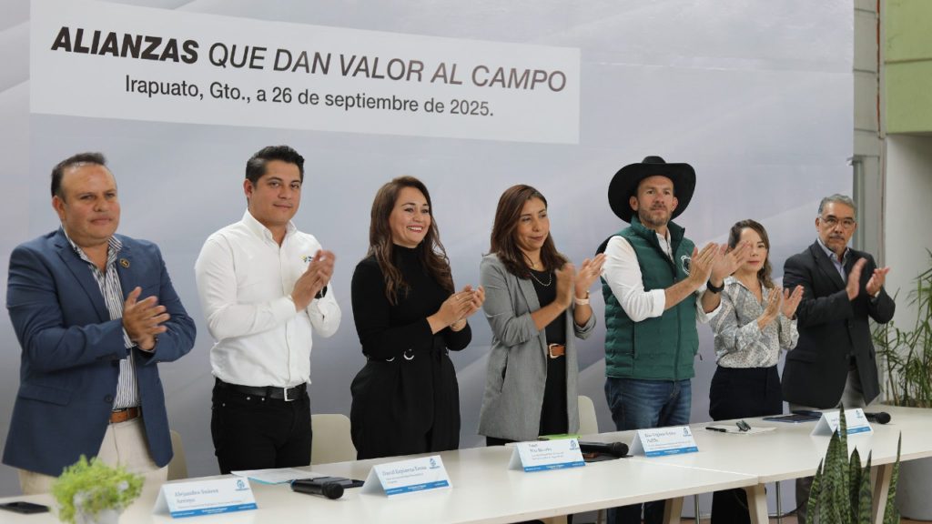 Guanajuato formalizó convenios entre Agro IECA y empresas como John Deere y Syngenta para fortalecer el campo agroalimentario.