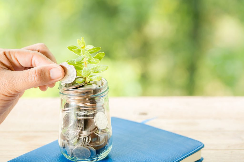 5 propósitos para 2026 que te ayudarán a ahorrar dinero y cuidar el planeta