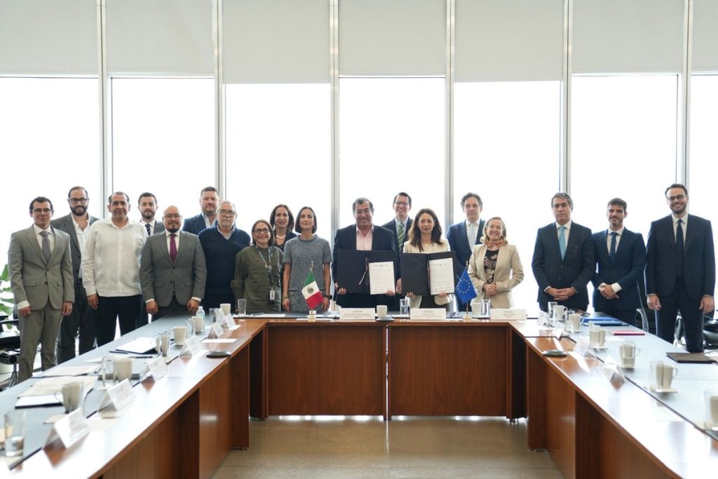 México y BEI impulsan inversión para la transición eléctrica nacional